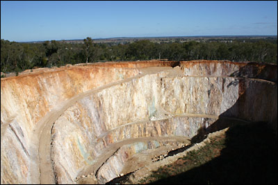 peak hill open cut gold mine